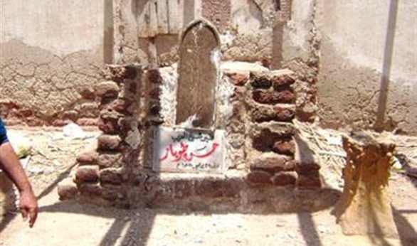 قبر حسن طوبار