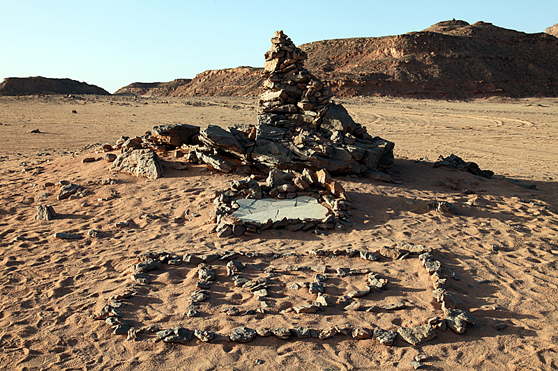 النصب التذكاري الخاص بالأمير في الصحراء